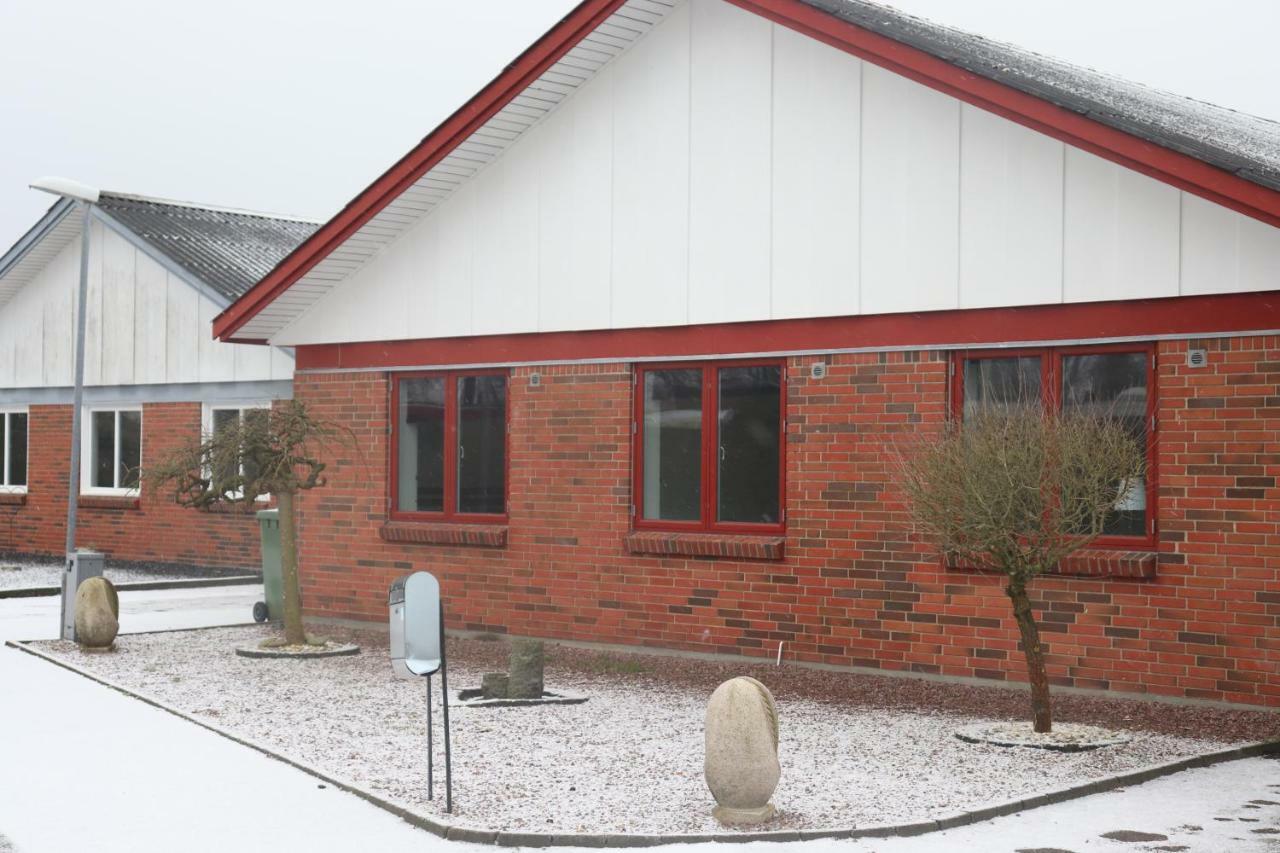Holstebro Townside House Villa Esterno foto