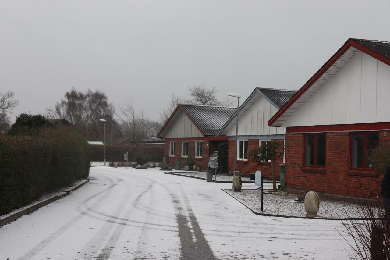 Holstebro Townside House Villa Esterno foto